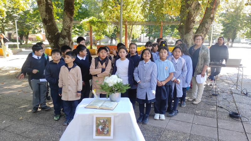 Vía Crucis en espacio abierto